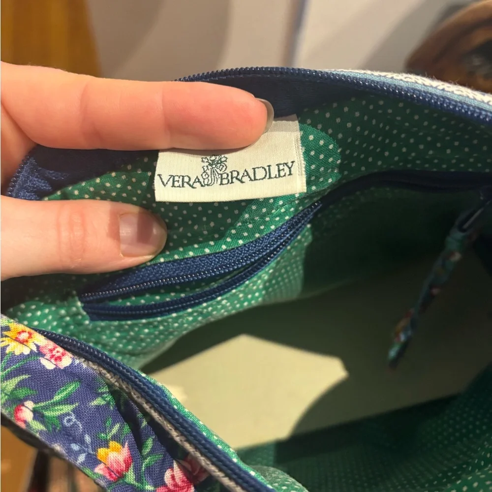 Vintage Vera Bradley Blue Quilted Shoulder Bag with Floral Pattern - Picture 3 of 3